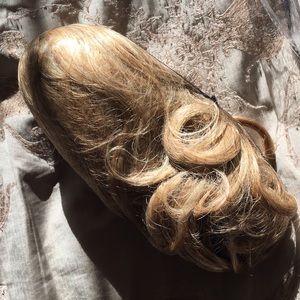 Curled Pony Hair Piece